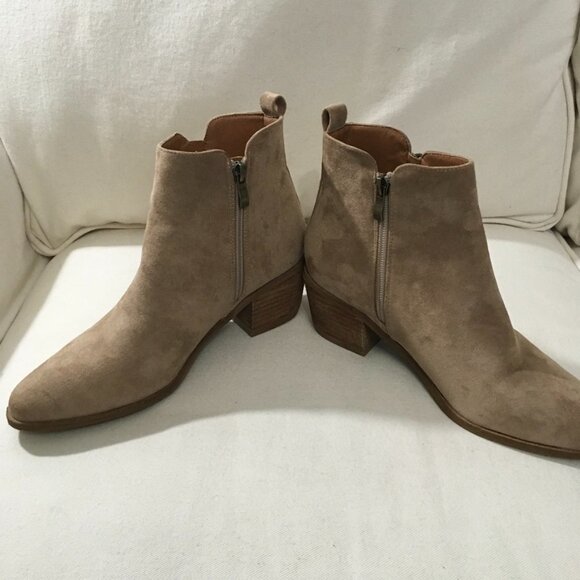 Beast Fashion Women's Rachel Ankle Bootie NWOT - Picture 3 of 6